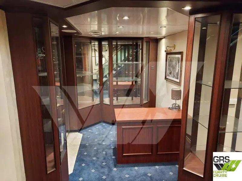 आवास बार्ज बिक्री के लिए