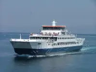 नौका पोत बेचने के लिए