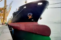 Oil/Chemical tanker बेचने के लिए