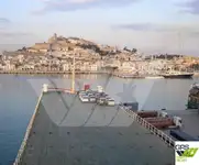 Ro-Ro ship बेचने के लिए