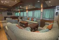 क्रूज जहाज बिक्री के लिए