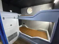 गश्ती नाव बिक्री के लिए