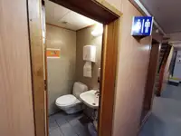 रो-रो जहाज बिक्री के लिए