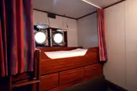 क्रूज जहाज बिक्री के लिए