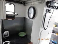 ट्रॉलर बिक्री के लिए