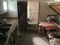 कार्य नौकाएँ बिक्री के लिए