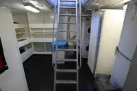 फास्ट सप्लाई वेसल (एफएसवी) बिक्री के लिए