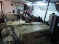 क्रू बोट बिक्री के लिए