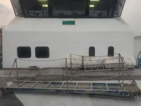 क्रू बोट बिक्री के लिए