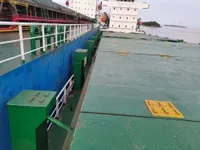 कंटेनर जहाज बिक्री के लिए