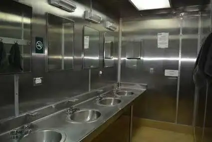 एलएनजी वाहक पोत बिक्री के लिए