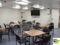 कंटेनर जहाज बिक्री के लिए