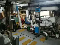 क्रू बोट बिक्री के लिए