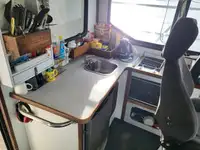 Trawler बेचने के लिए
