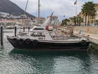 Trawler बेचने के लिए