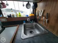लाइफबोट बिक्री के लिए