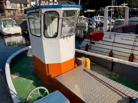 Trawler बेचने के लिए