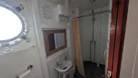 सर्वेक्षण पोत बिक्री के लिए