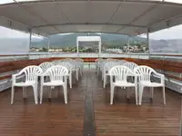 क्रूज जहाज बिक्री के लिए
