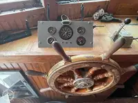 ट्रॉलर बिक्री के लिए