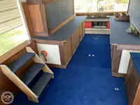 सवारी जहाज़ बेचने के लिए