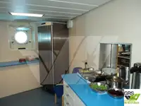 आपूर्ति जहाज बेचने के लिए