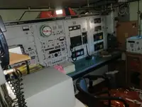 गश्ती नाव बिक्री के लिए