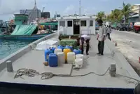 क्रू बोट बिक्री के लिए