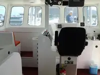 Trawler बेचने के लिए
