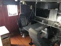 Trawler बेचने के लिए