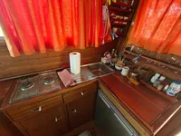 कार्य नौकाएँ बिक्री के लिए