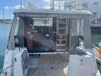 Trawler बेचने के लिए
