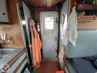 लाइफबोट बिक्री के लिए