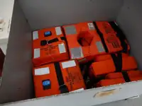 कार्य नौकाएँ बिक्री के लिए
