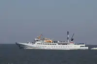 सवारी जहाज़ बेचने के लिए