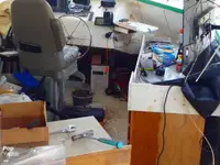 ट्रॉलर बिक्री के लिए