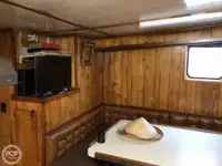 ट्रॉलर बिक्री के लिए