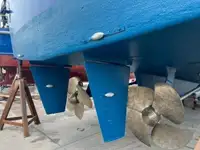 गश्ती नाव बिक्री के लिए