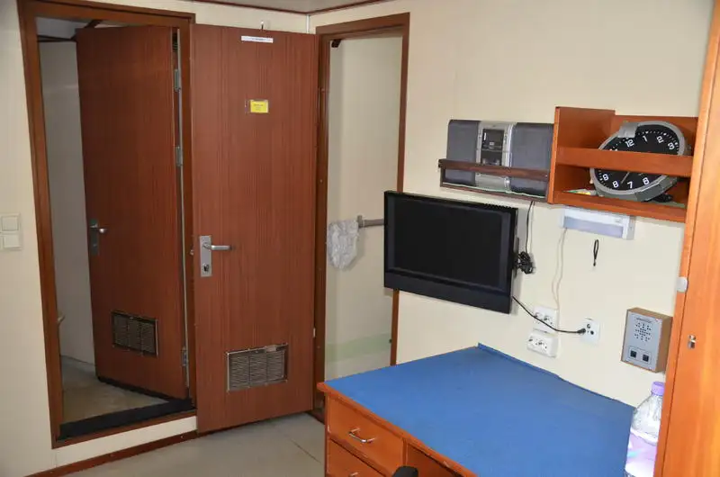 प्लेटफ़ॉर्म आपूर्ति पोत (पीएसवी) बिक्री के लिए