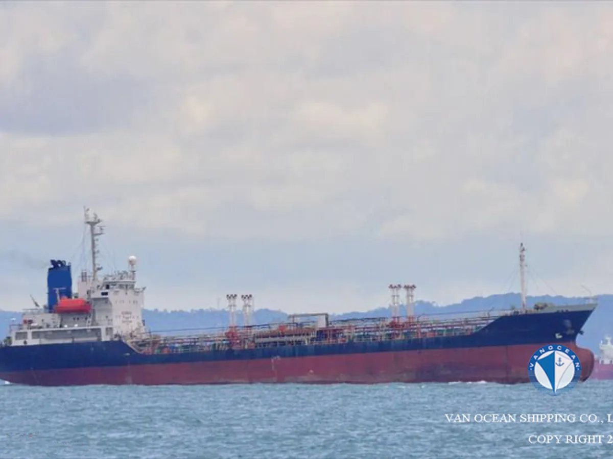 तेल/रासायनिक टैंकर बिक्री के लिए