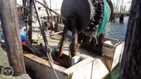ट्रॉलर बिक्री के लिए