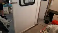 ट्रॉलर बिक्री के लिए