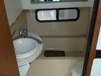 क्रू बोट बिक्री के लिए