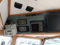 ट्रॉलर बिक्री के लिए
