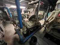 क्रू बोट बिक्री के लिए