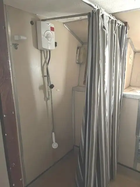 आवास बार्ज बिक्री के लिए