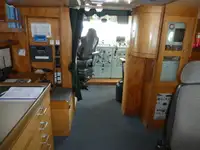 अनुसंधान पोत बिक्री के लिए