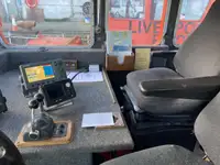 क्रू बोट बिक्री के लिए
