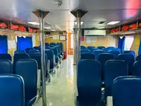 क्रू बोट बिक्री के लिए