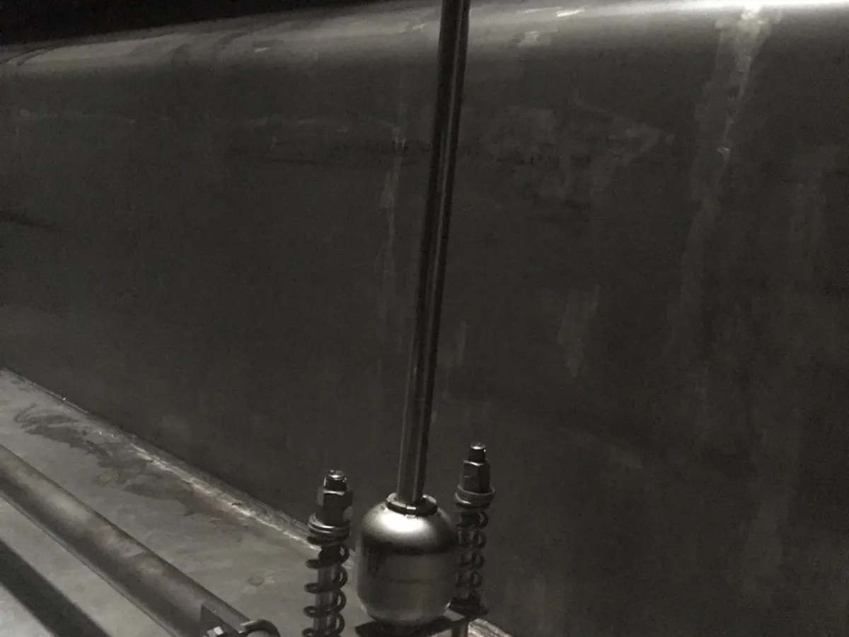 तेल/रासायनिक टैंकर बिक्री के लिए